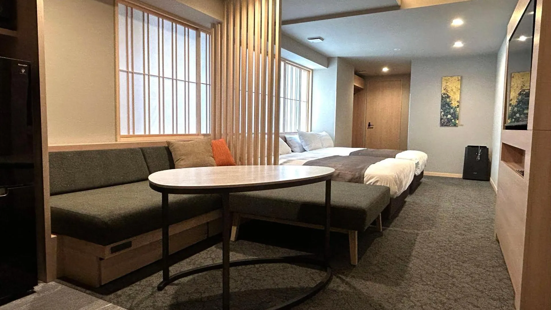 Premium Apart Monday Kyoto Gojo Japón